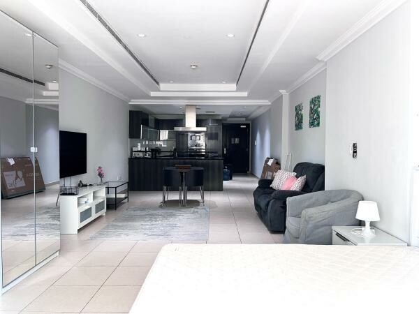 Chic Studio | Porto | Bills In - 5