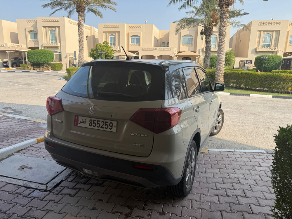 Suzuki Vitara perfect condition  - 2
