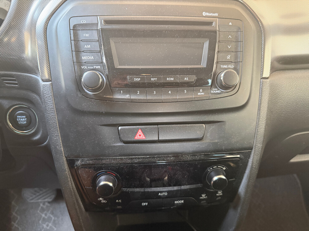 Suzuki Vitara perfect condition  - 8