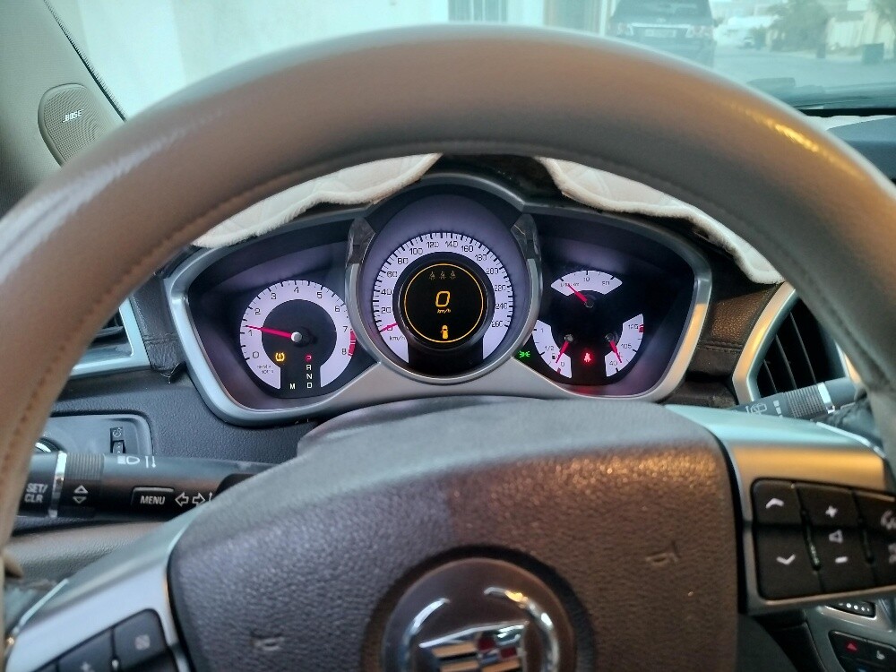 كاديلاك نظيف جدا - 2