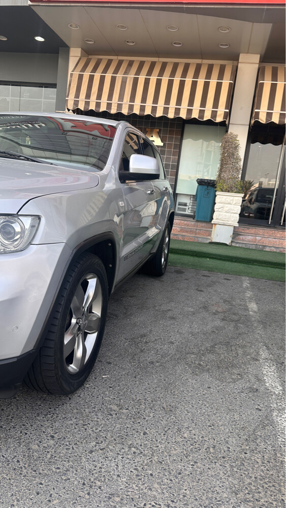 grand cherokee - 10
