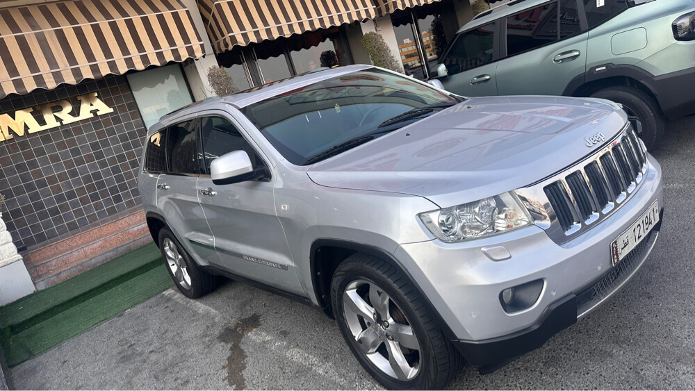 grand cherokee - 2