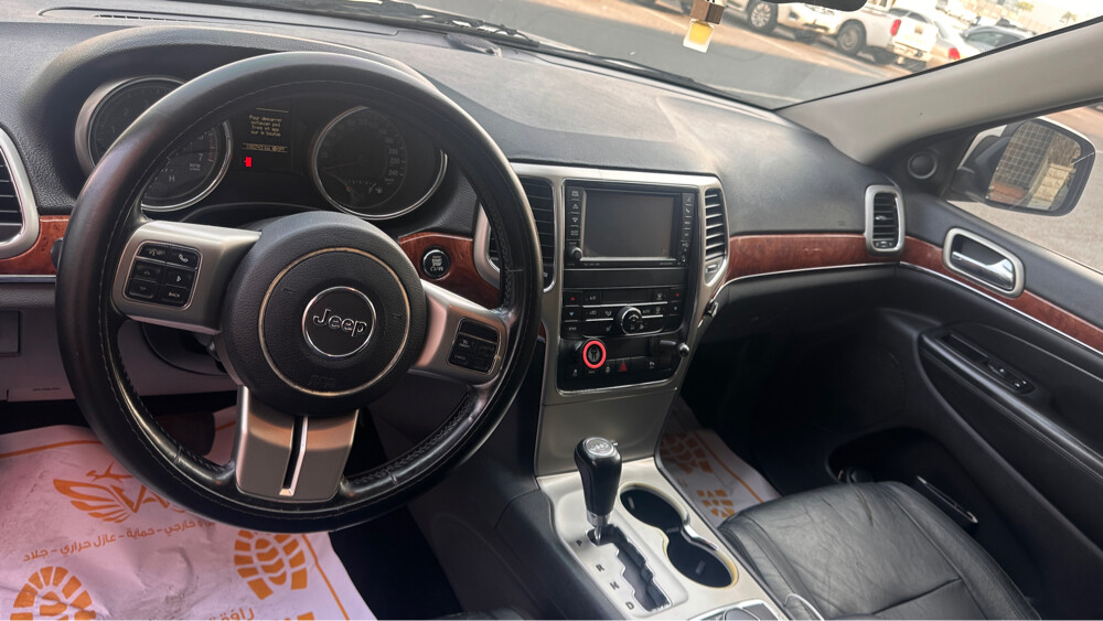 grand cherokee - 4