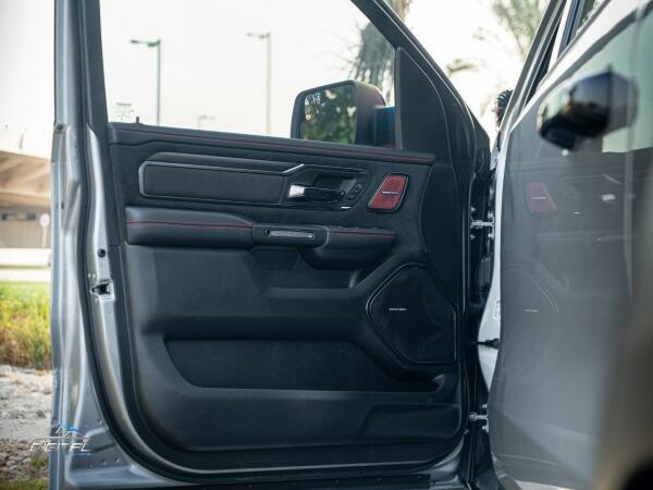 Dodge Ram 1500 RHO - 12