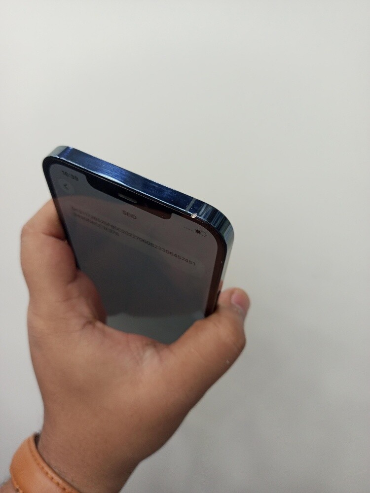 iphone 12 PM - 2