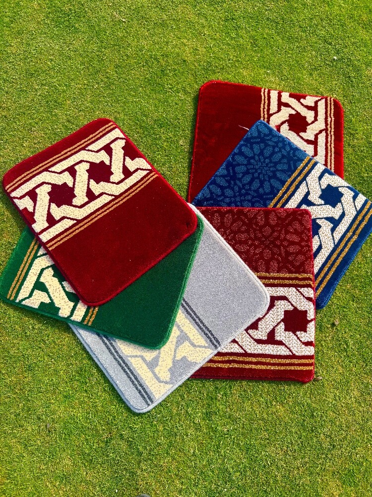 Mosque carpet, prayer carpet - 13