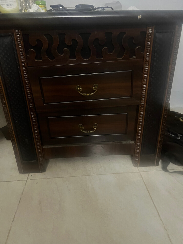سرير ومرتبة وتسريحة - 4