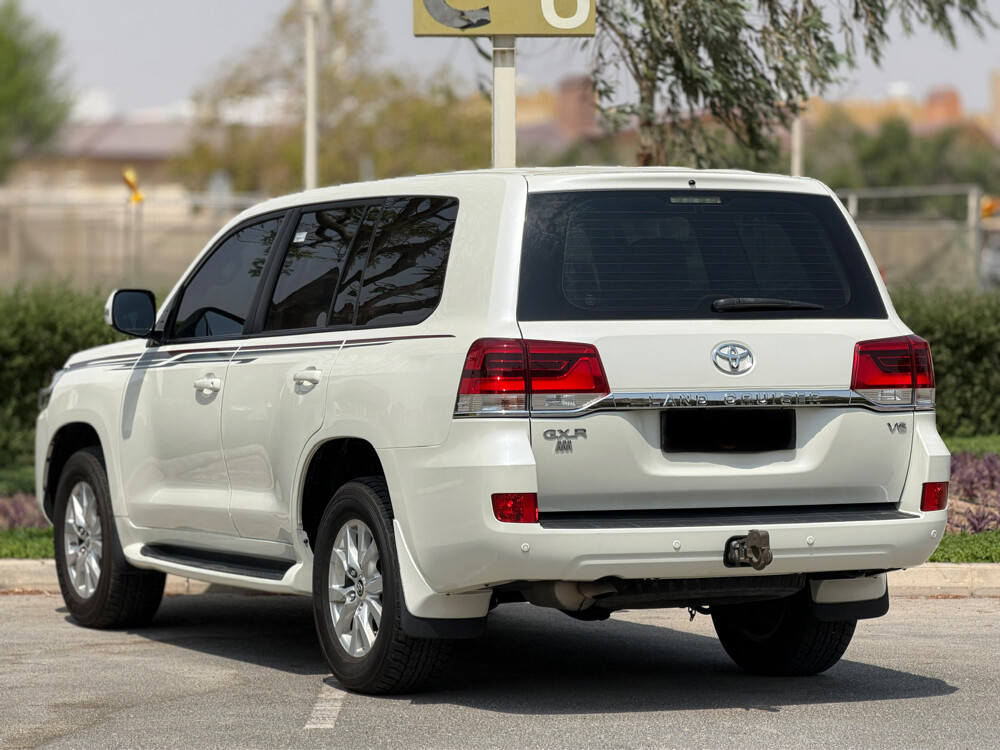 Toyota Land Cruiser GXR - 6