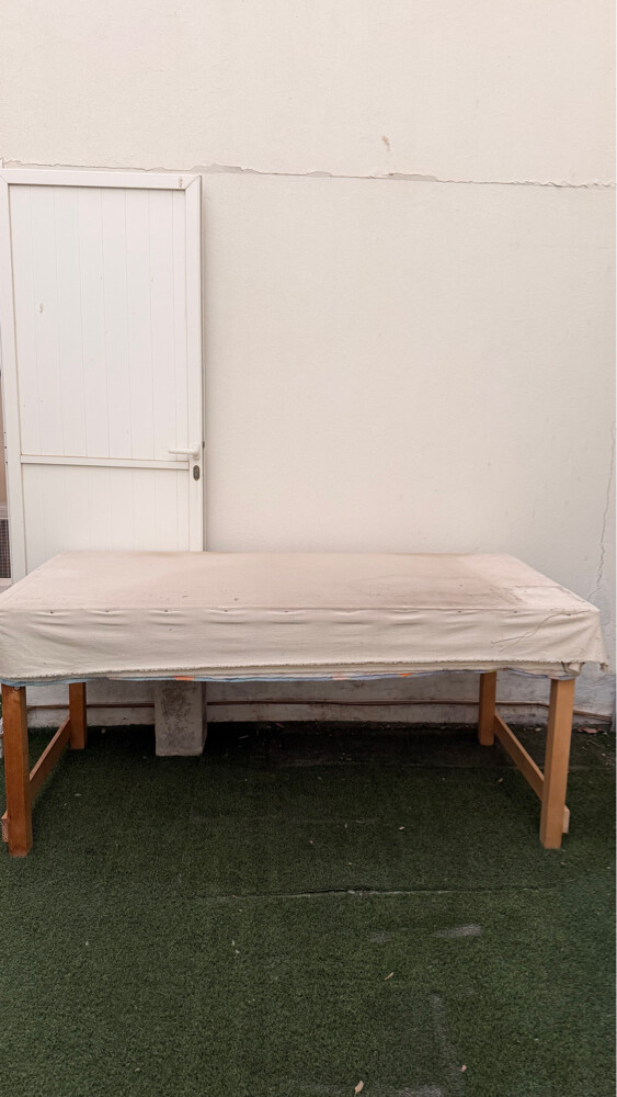 sewing machines + cutting table - 6