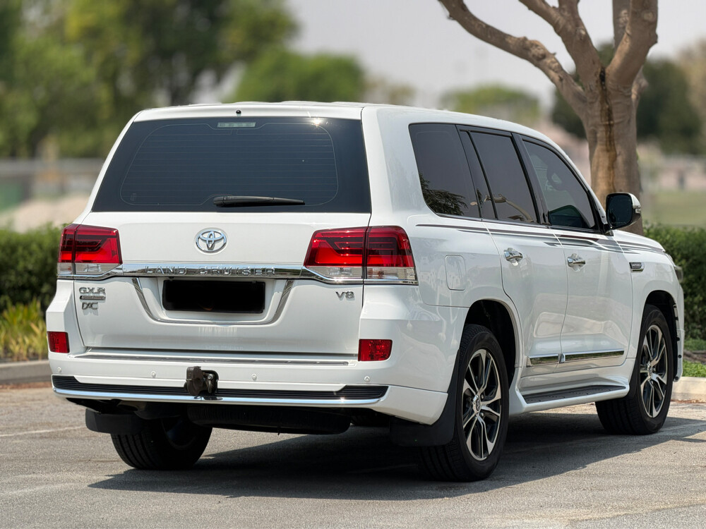 Toyota Land Cruiser GXR Grand  - 3
