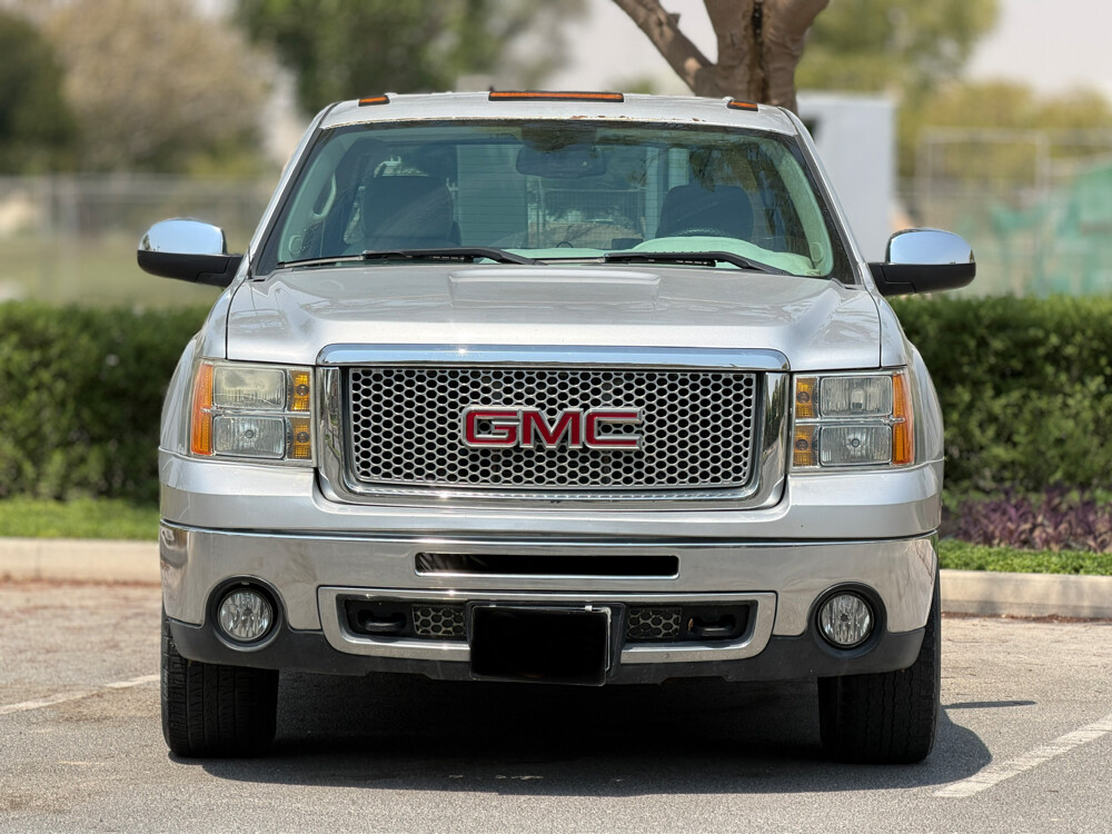 GMC Sierra  - 2