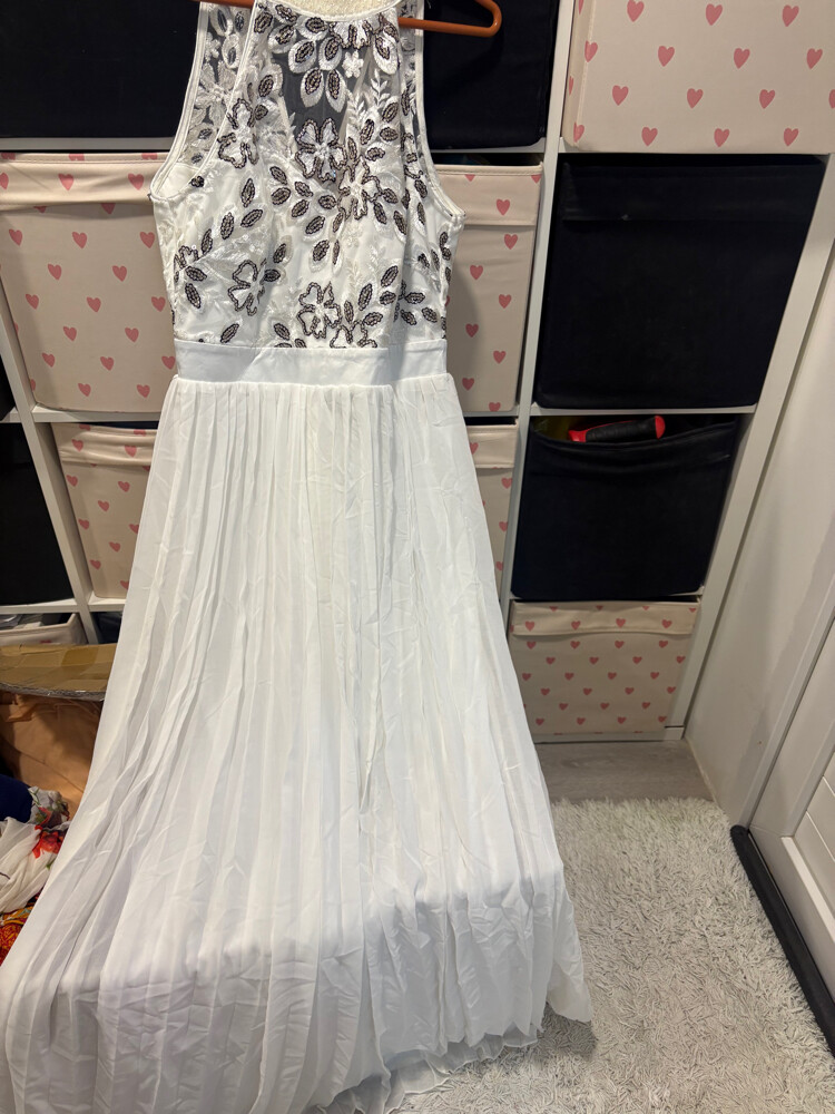 new dresses sold together  - 3