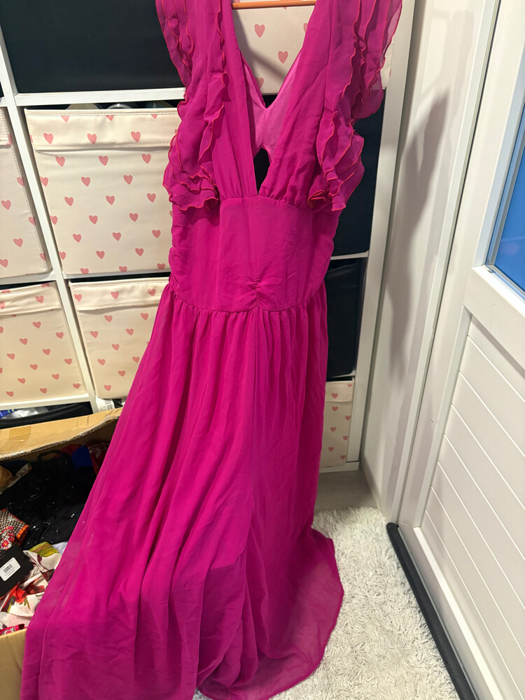 new dresses sold together  - 1