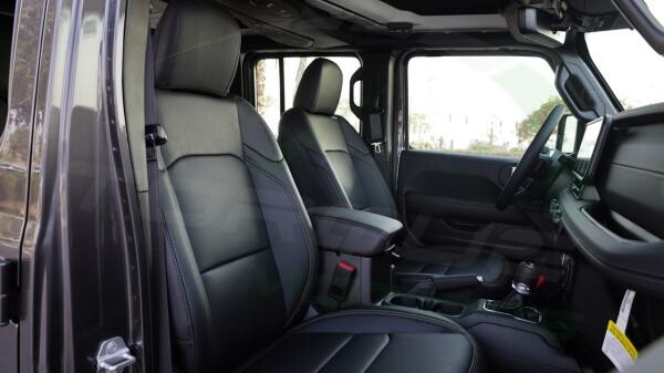 2026 Jeep Wrangler Unlimited Sahara - 12