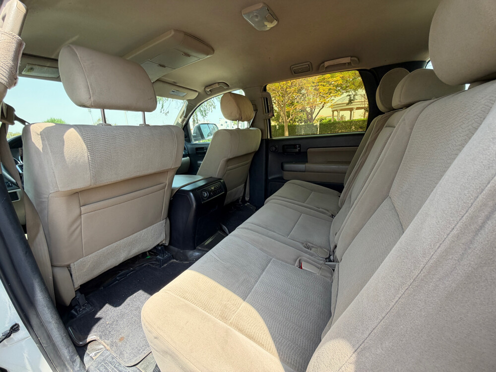 Toyota Sequoia  - 12