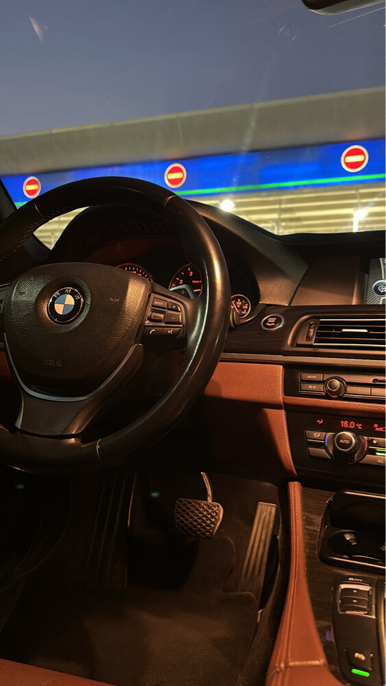 Bmw 523i 2012 low mileage  - 11