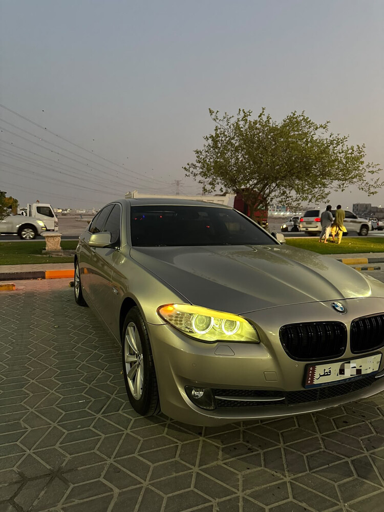 Bmw 523i 2012 low mileage  - 6