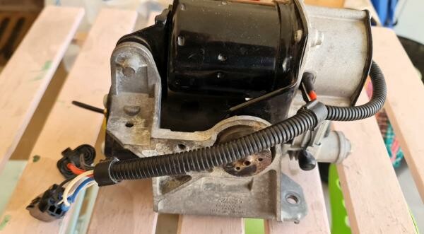 Land Rover Air Suspension Compresso - 5