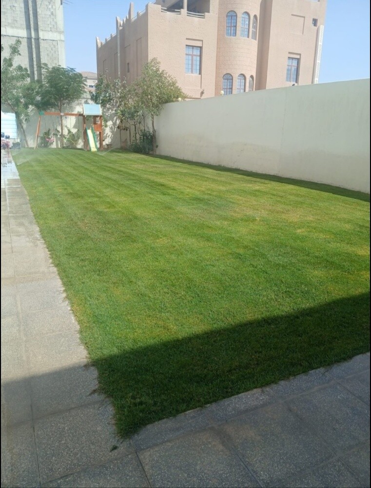 فني تنسيق حدائق ومزارع - 1