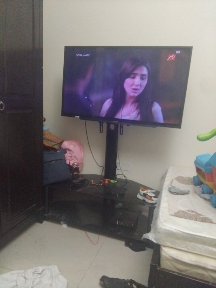 Screen for sale - 2