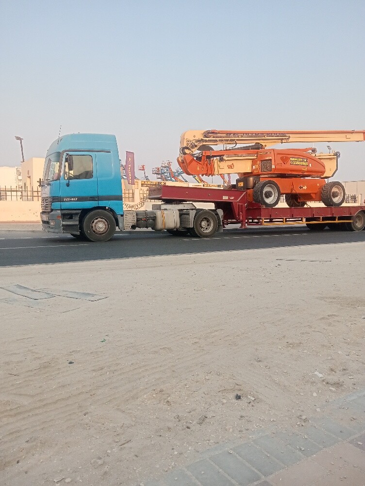 Trailer and lobbad contact no:55637 - 3