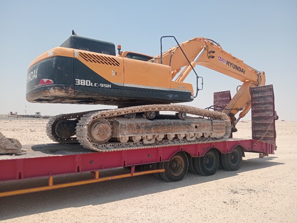 Trailer and lobbad contact no:55637 - 4