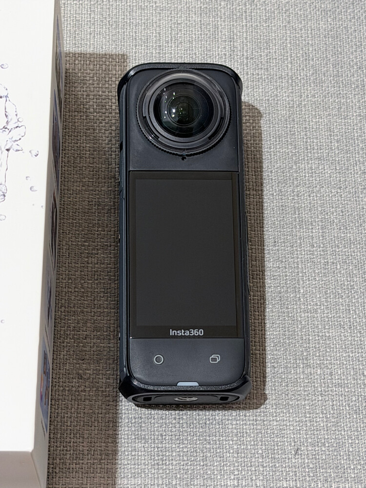 insta 360*4 camera - 3