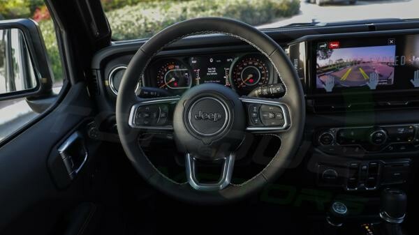 2026 Jeep Wrangler Unlimited Sahara - 7