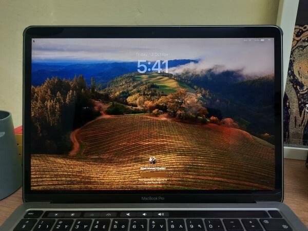 MacBook Pro M2 13 - 8GB RAM 512GB - 1