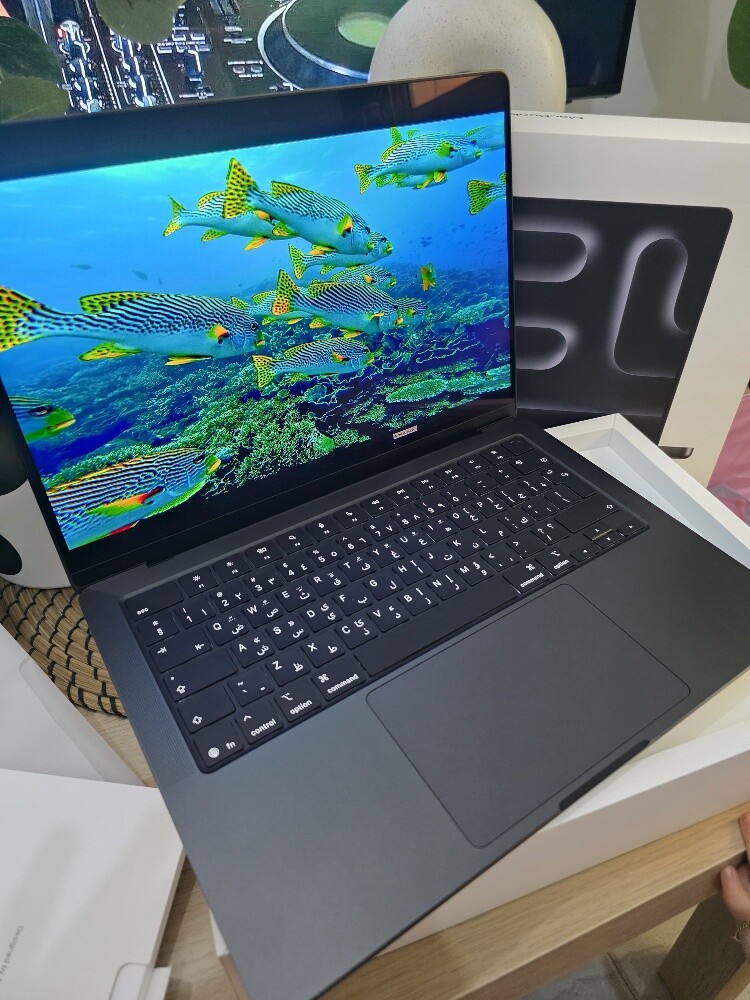 14" Macbook Pro M5 16/1TB Black - 1