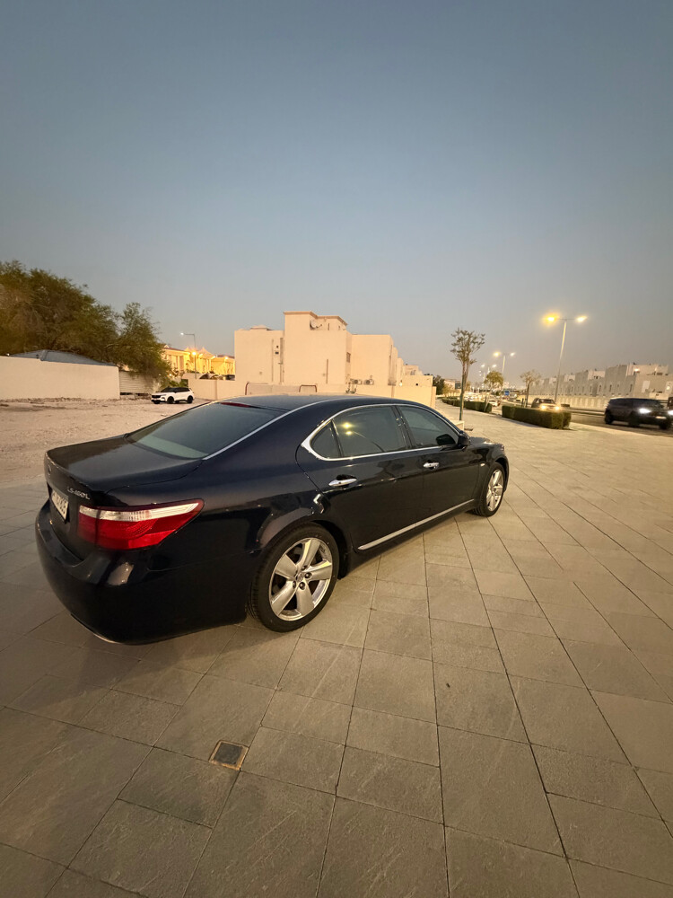 التواصل واتس فقط  - 4