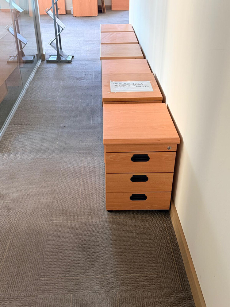Used small table sale low 120/140 c - 7
