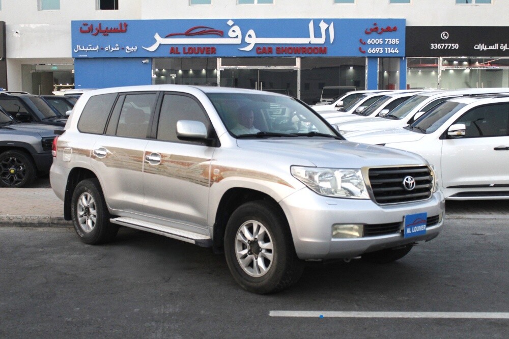 Toyota Land Cruiser GXR
Model 2008 - 2