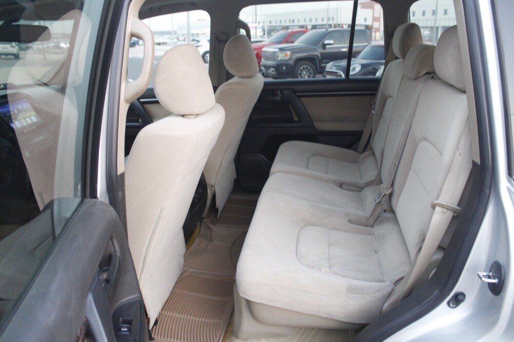 Toyota Land Cruiser GXR
Model 2008 - 14