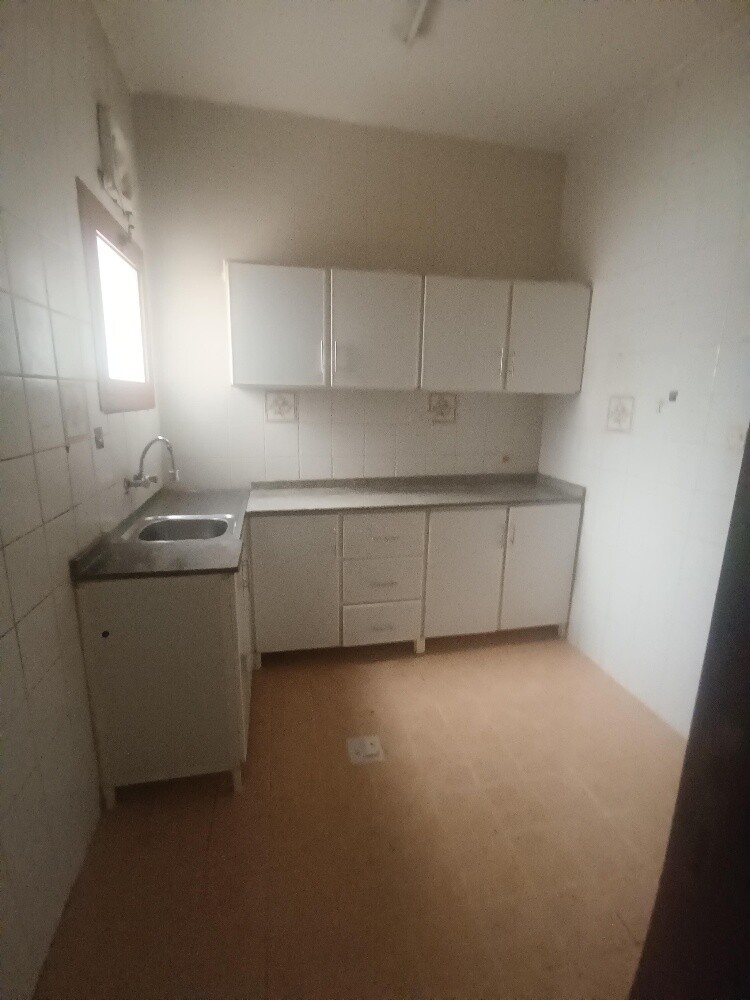 3bhk flat 4 family Mansoura Doha - 11
