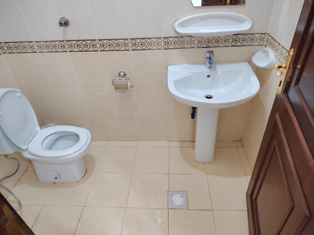 3bhk flat 4 family Mansoura Doha - 8
