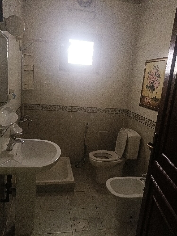 3bhk flat 4 family Mansoura Doha - 16
