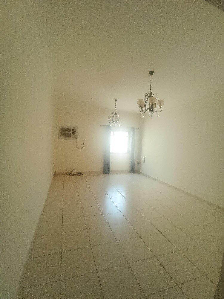 3bhk flat 4 family Mansoura Doha - 12