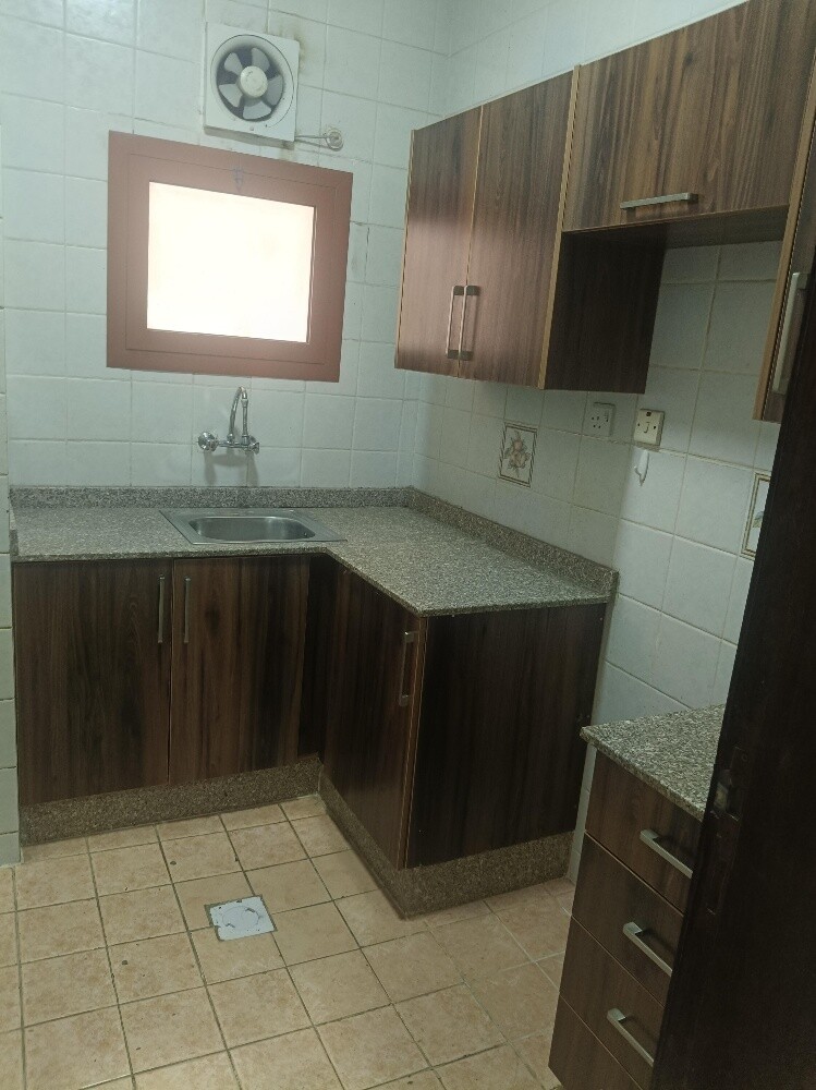 Flat 4 rent 4 family Mansoura Doha - 6