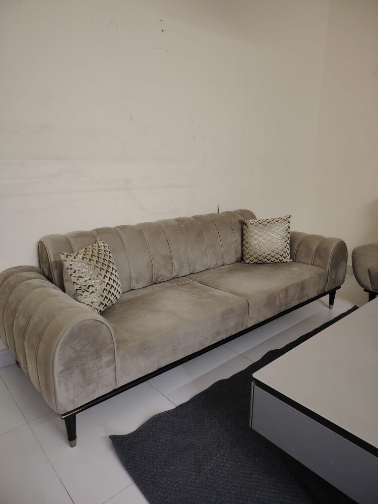 sofa sets for sell 3+1+1 - 2