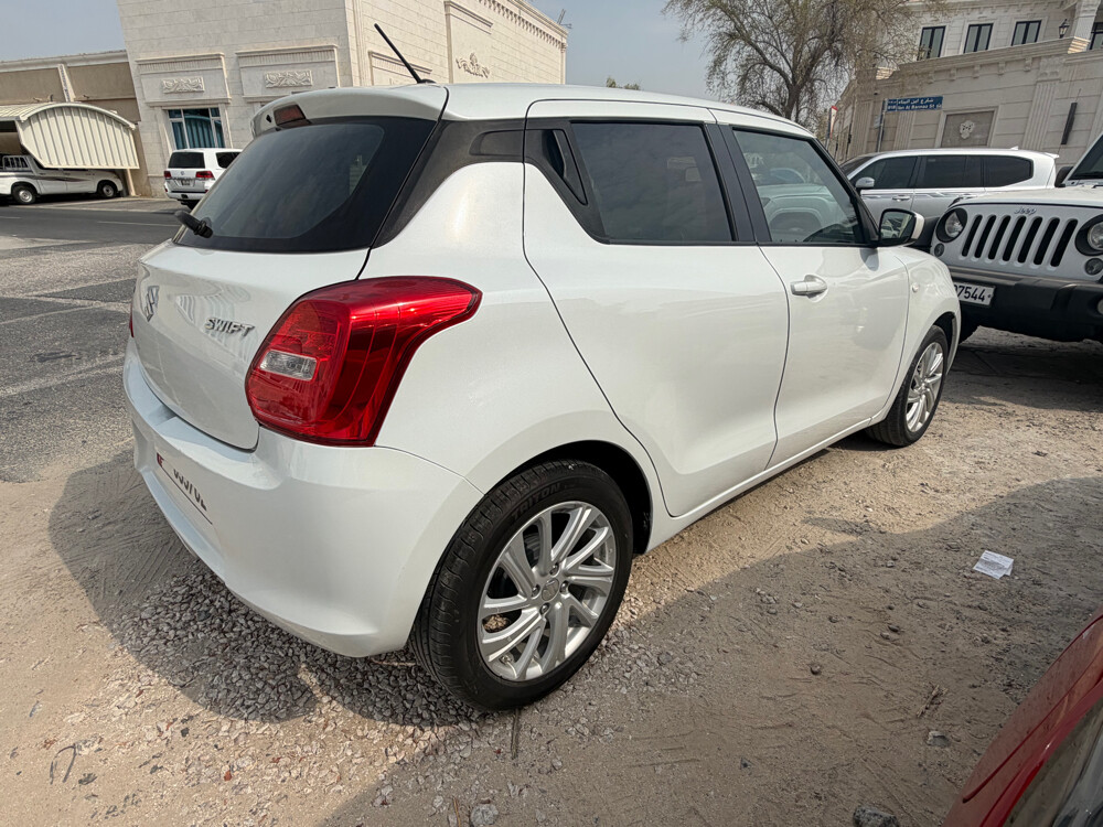 Suzuki swift 2022 - - 3