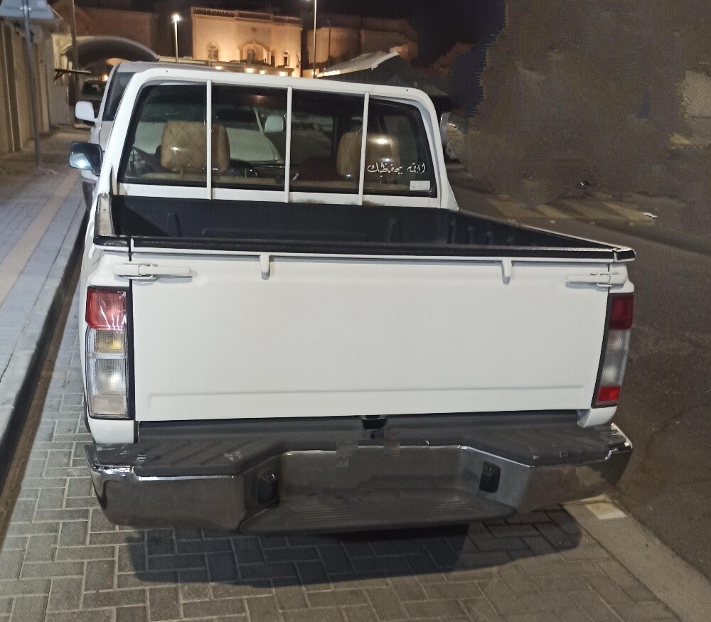 للبيع بيكاب نيسان - 1