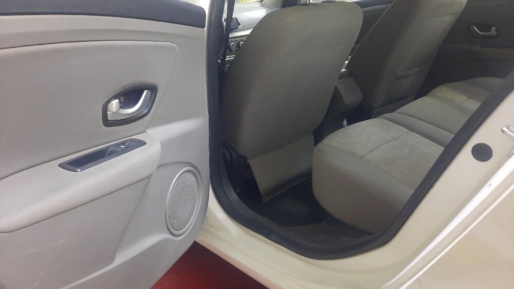 Renault fluence white - 4