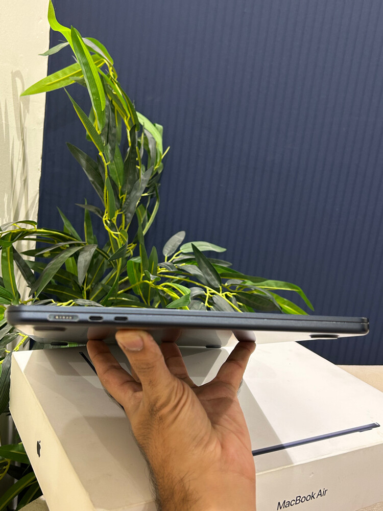 Macbook Air 15 inch M3 - 6