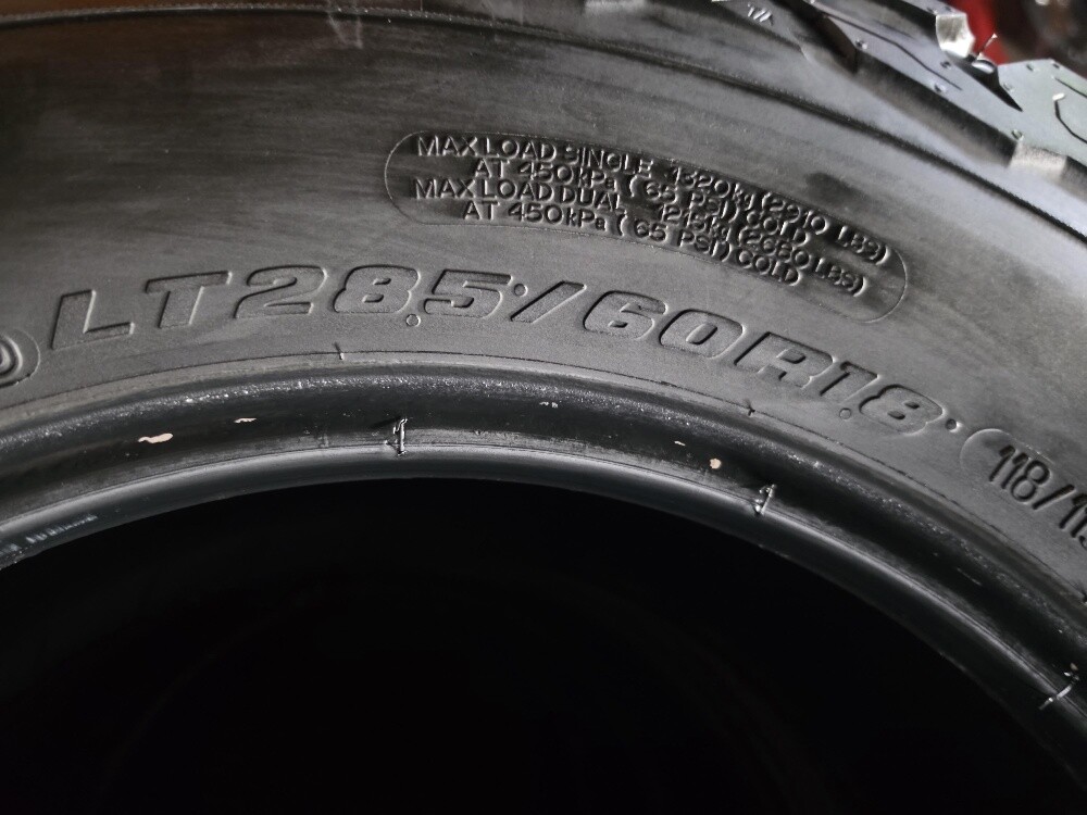 285/60/18 Bfgoodrich Tyre - 3