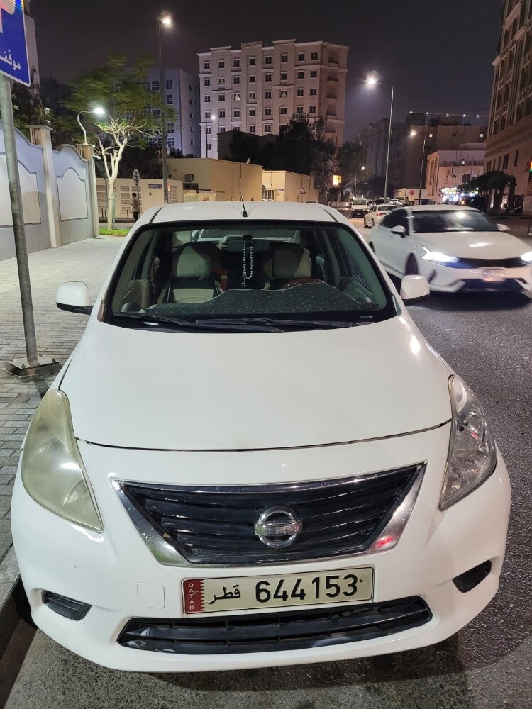 Nissan Sunny - 1