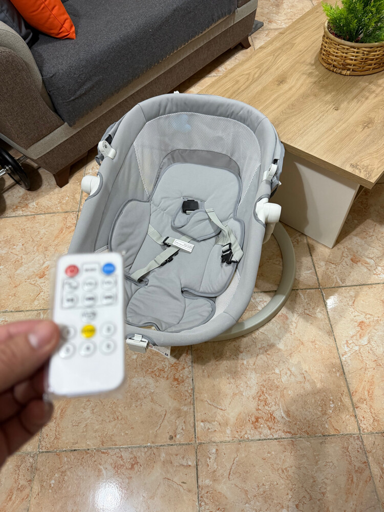 Baby moving Cradle and carseat - 5