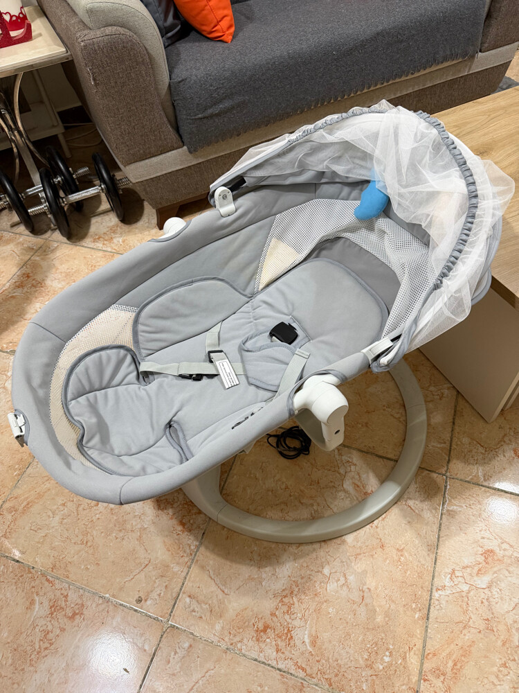 Baby moving Cradle and carseat - 6