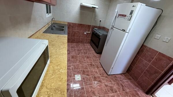 1 Month Free + No Commission 2BHK - 8