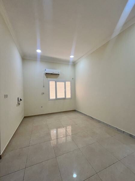 No Commission! 1 BHK Ain Khaled - 2